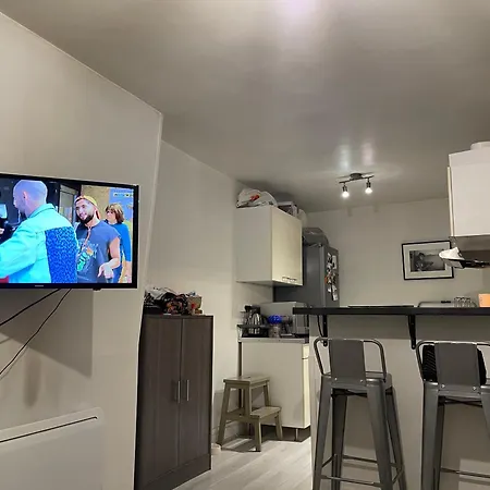 Studio 25m² Proche Tour Eiffel * Paryż
